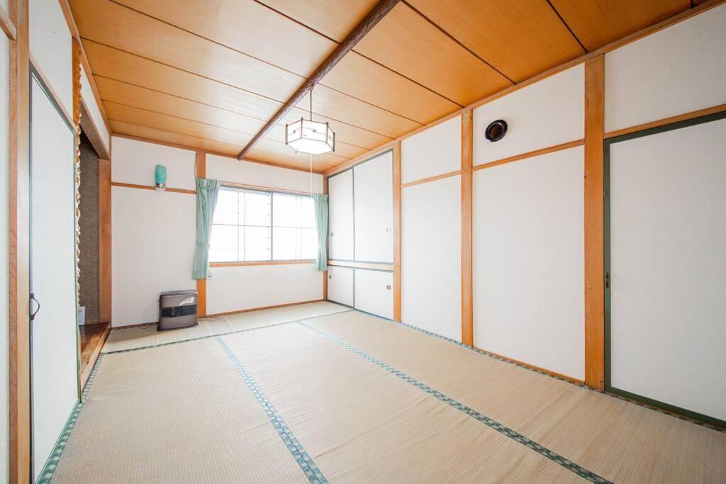 Guesthouse Chiyogaoka Asahikawa Bagian luar foto